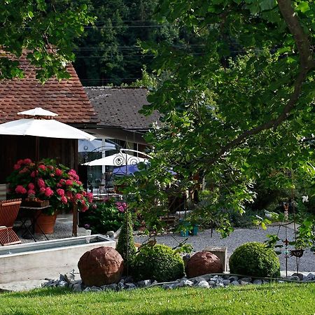 B&B Haus Zur Krone Oberriet Exterior foto