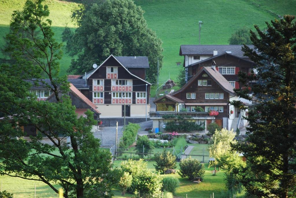 B&B Haus Zur Krone Oberriet Exterior foto
